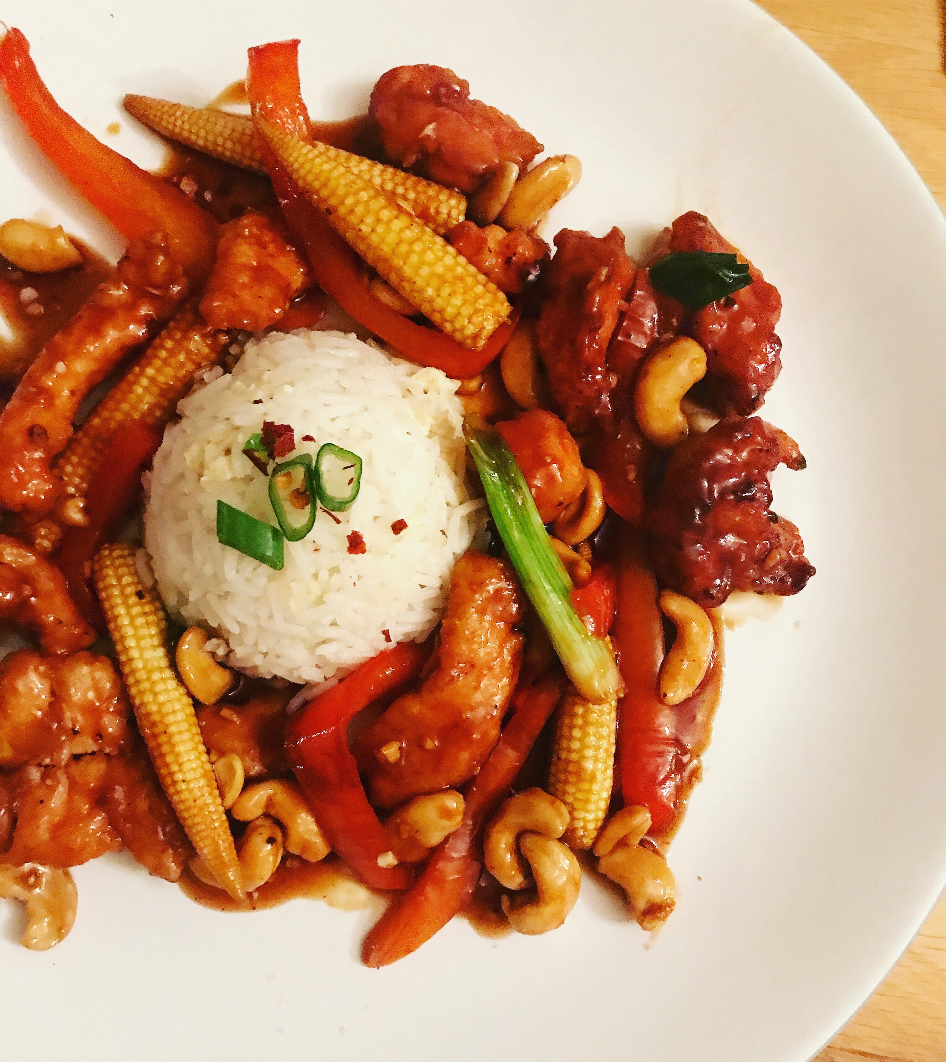 Chinese Chicken with Garlic and Cashew Nuts