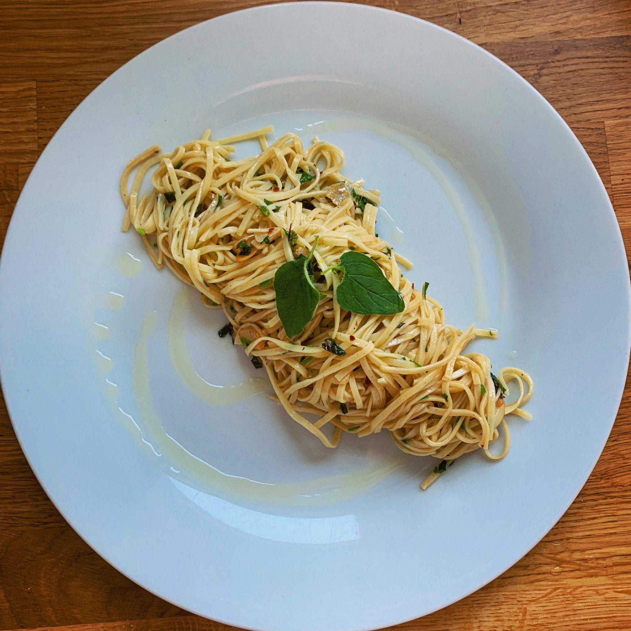 Spaghetti with Garlic, Anchovies and Oregano - Documenting My Dinner