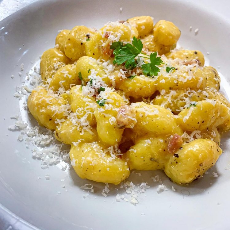 Gnocchi Carbonara