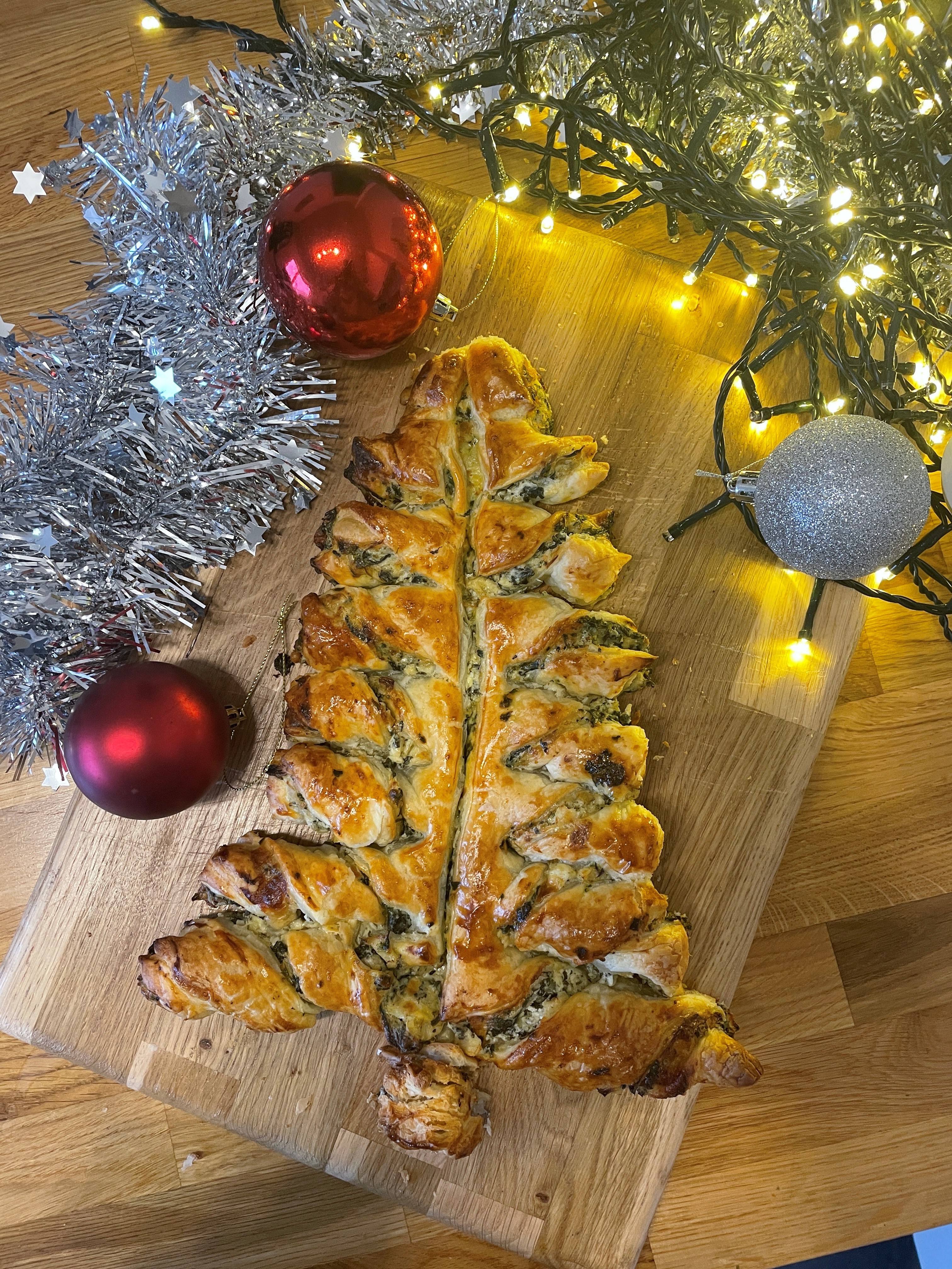 Spinach and Artichoke Christmas Twists